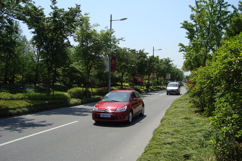 上海 淞沪路道路